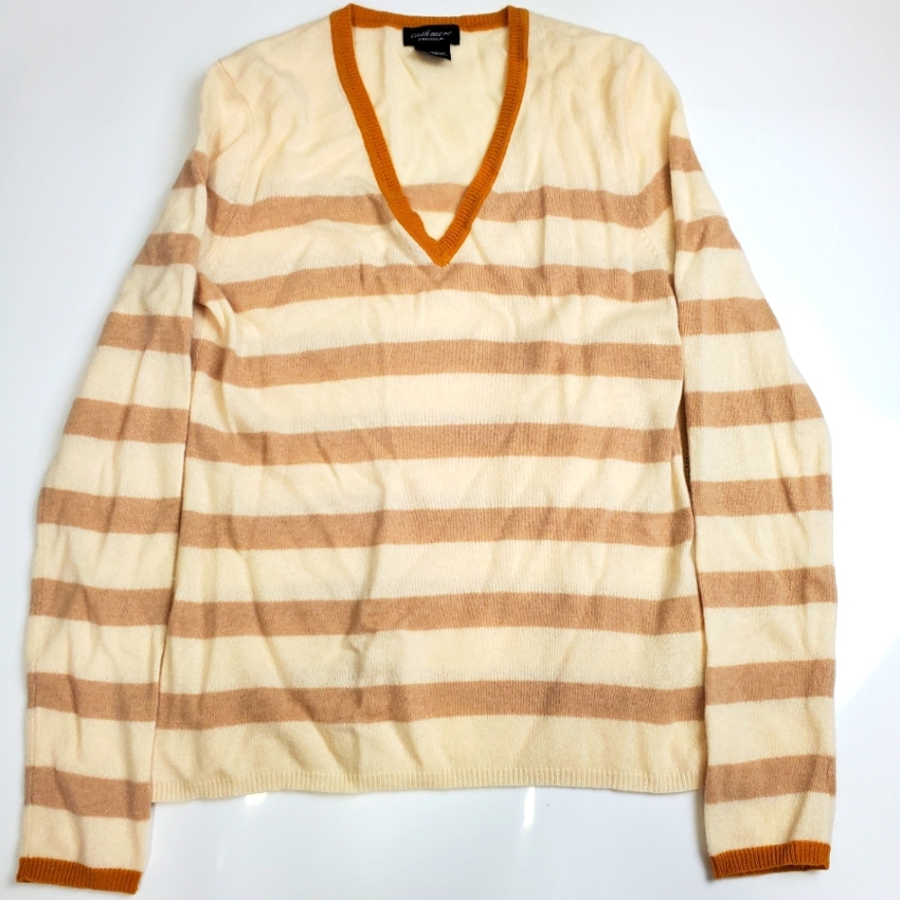 Lord & Taylor Cashmere Sweater V-neck